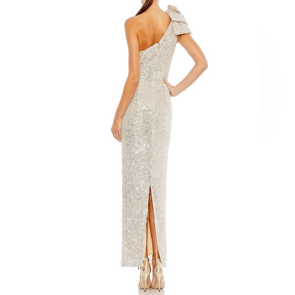 Ieena Mac Duggal Champagne and Silver Sequin One Shoulder Gown Size 8 - Picture 3 of 14